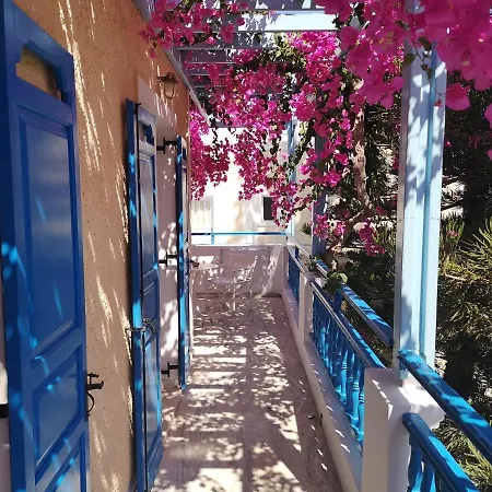 Zeus Aparthotel